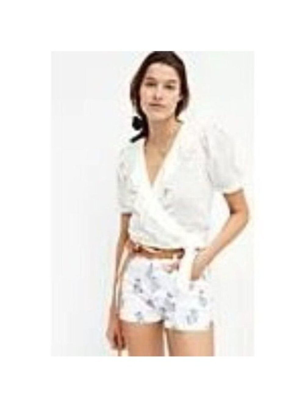 Pilcro Ultra High-Rise Denim Shorts size 32 fit 31 - Picture 2 of 10